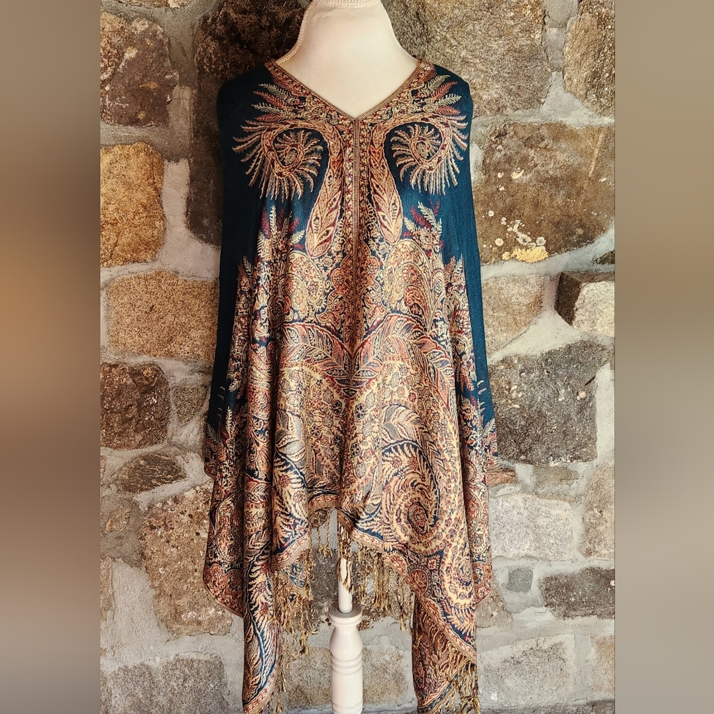 Emmy & J Gourmet Reversible Ponch Scarf One Size Teal